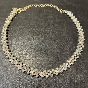 Elegant Gold and Silver Women's Necklace